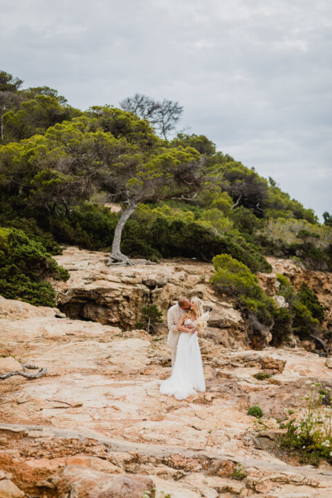 Elopment Naomi Anthony 128